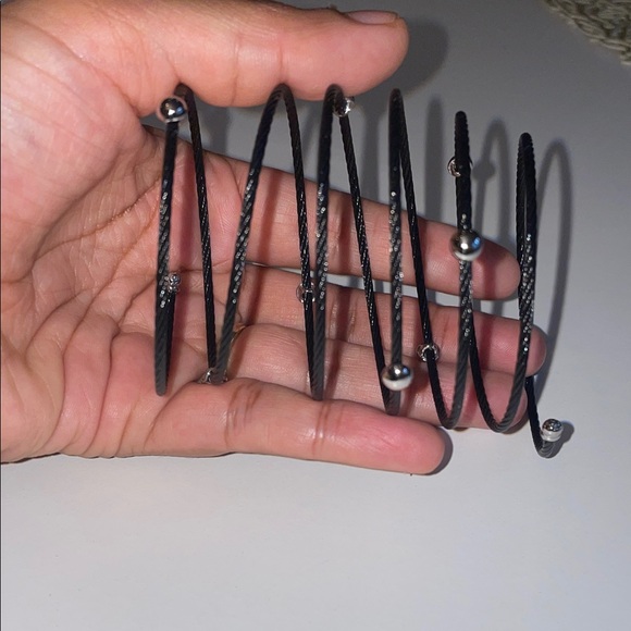 ALOR Elegant Black Wire Bracelet with Silver Accents - Picture 3 of 9